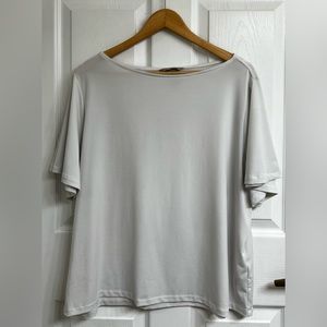 H&M wide neck white top Flowy short sleeve good for work business casual